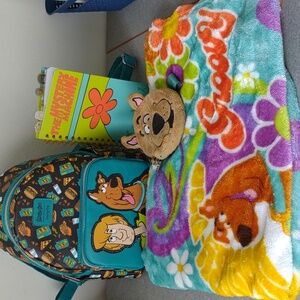 ☃️Loungefly Scooby-Doo Backpack, Wristlet, Notebook & Blanket Set Gift Set